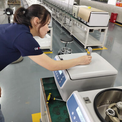 PRP Centrifuge Machine with 5000rpm Max Speed 3555xg RCF and LCD Display for Laboratory Use